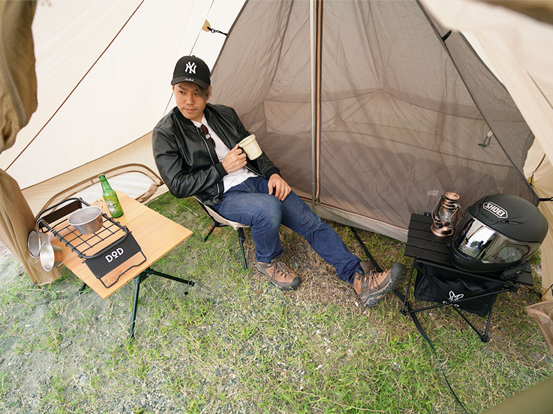 ショウネンテントのメインの特徴(秘密基地のような広い前室)